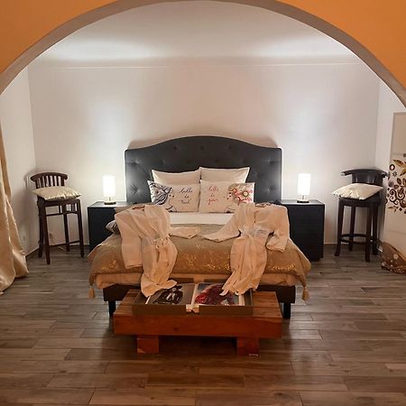 Villa Romana แซ็ง-ทรอเป ภายนอก รูปภาพ
